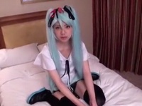 671623 - 初音ミクのコスプレをした素人レイヤーが黒人に肉棒を突っ込まれ悶絶！