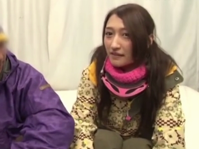 701176 - 「ちょ&hellip;だめっ」押しに弱い素人お姉さんが生チンポをハメられ中出しされるｗ