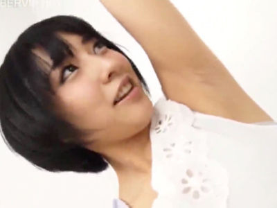 712088 - ワキ舐めがくすぐったいけど感じちゃうロリ美少女の絶頂パコ